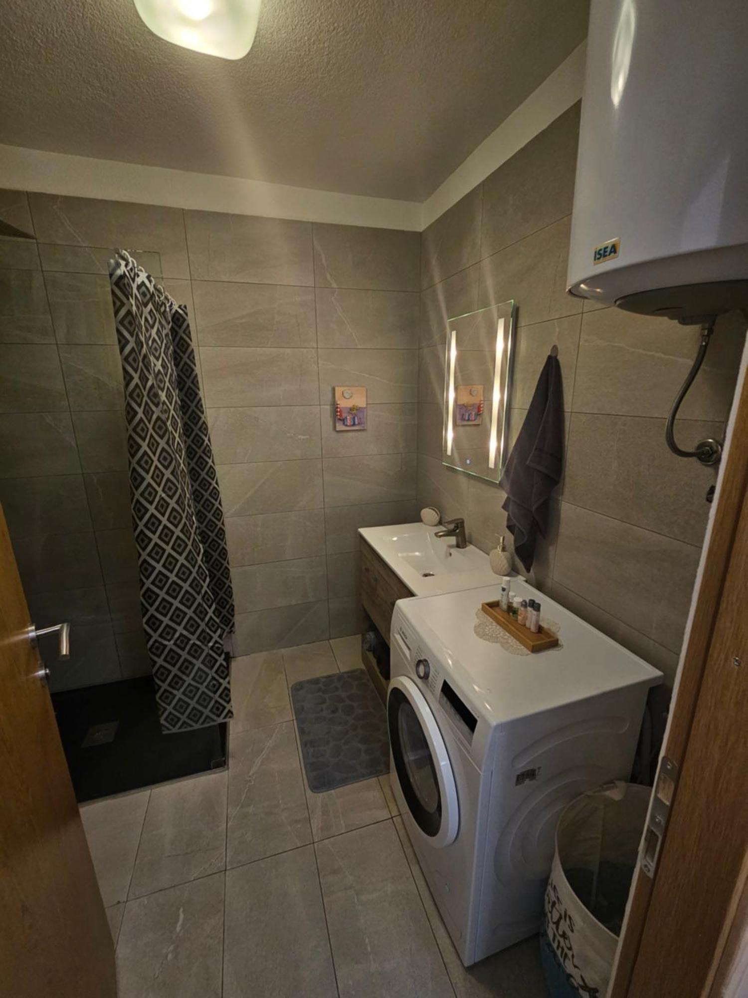 Apartman Smit อูมัค ภายนอก รูปภาพ
