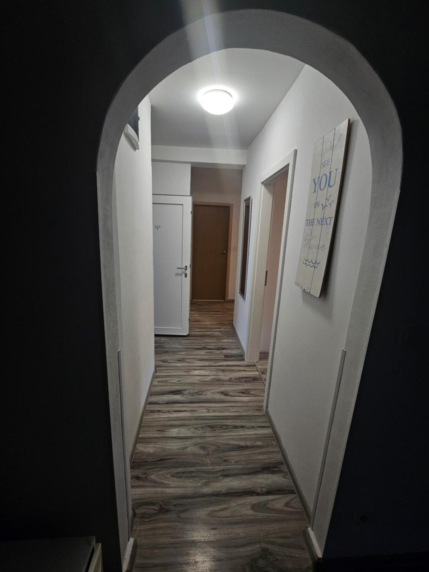 Apartman Smit อูมัค ภายนอก รูปภาพ